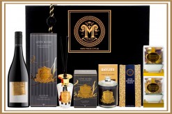 CLUB PRIVE GOLD GIFT HAMPER